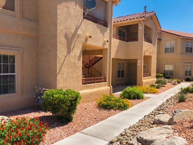 Outside - 520 Arrowhead Trl Unit 512