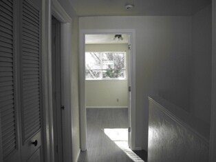 Photo - Creswell Garden Apartments