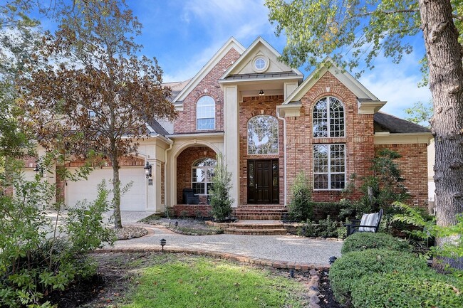 Photo - 127 E Bracebridge Cir