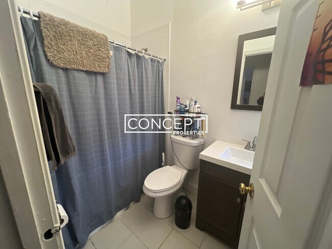 Photo - 168 Northampton St Unit 3