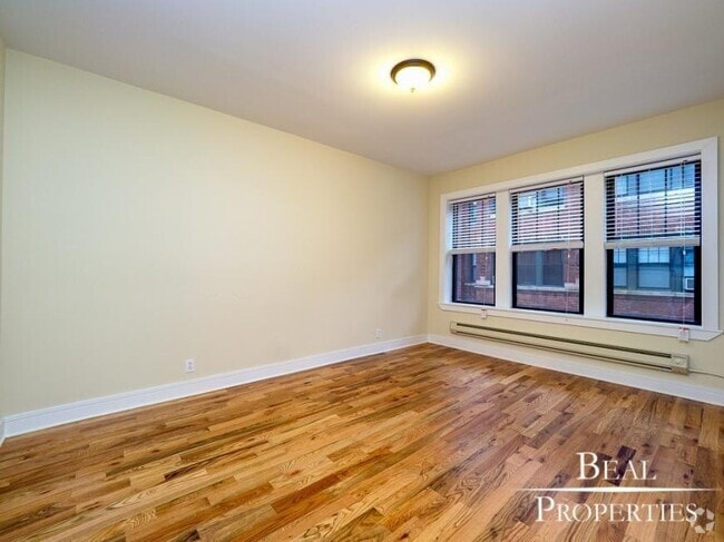 Building Photo - 0 bedroom in CHICAGO IL 60640 Unit B2 Rental