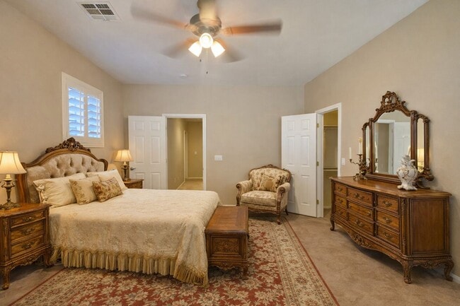 Photo - 332 Summer Palace Way