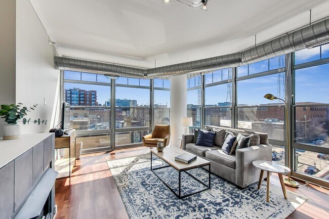 Photo - 1200 W Monroe St