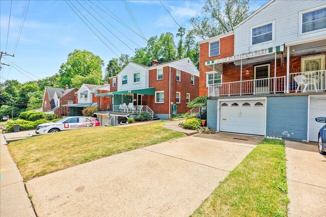 Photo - 2182 Pauline Ave