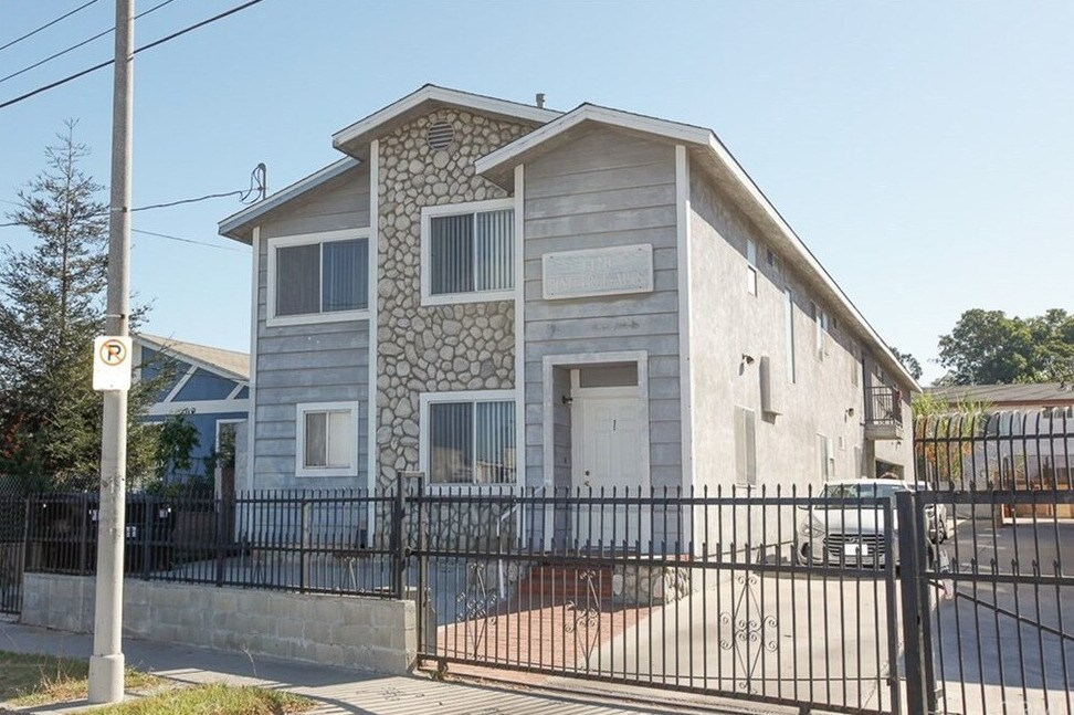 Photo - 1428 Plaza del Amo