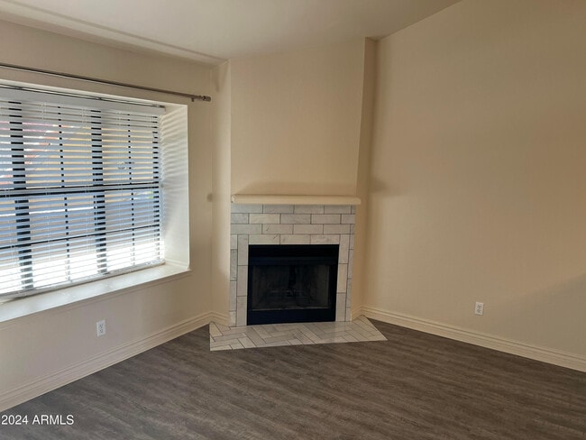 Photo - 5704 E Aire Libre Ave Unit 2049