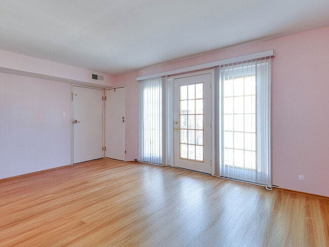 Photo - 615 Quincy Bridge Ln