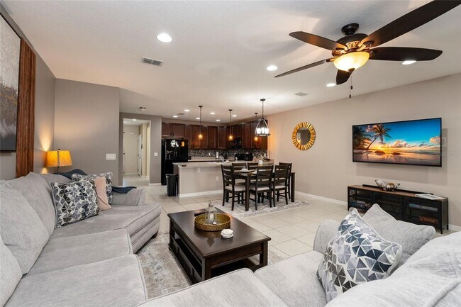 Photo - 269 Primrose Dr