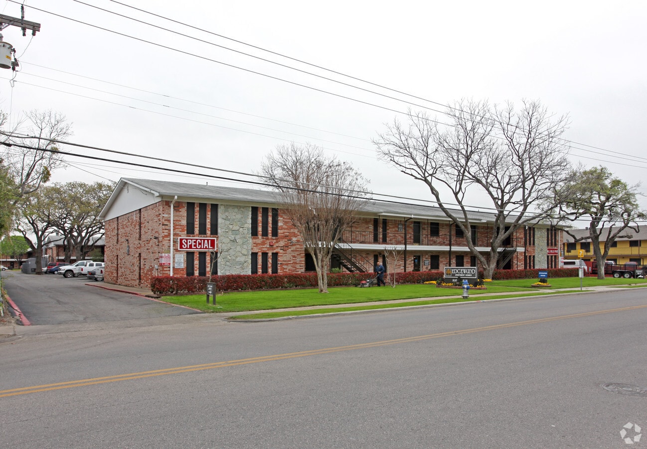 Edgewood - Edgewood Apartments