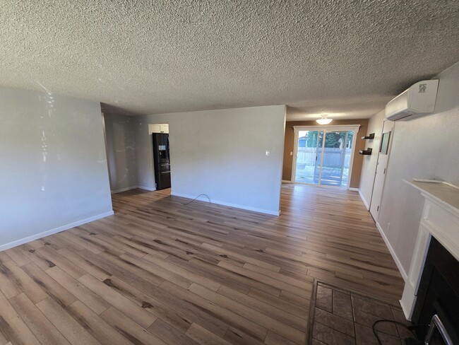 Photo - 14984 SE Linden Ln