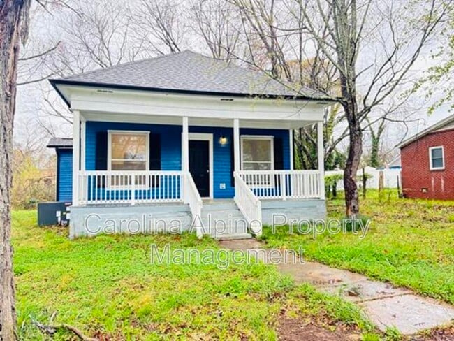 Building Photo - 506 Clegg St