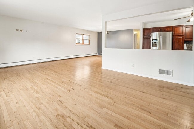 Photo - 19 Acorn Rd