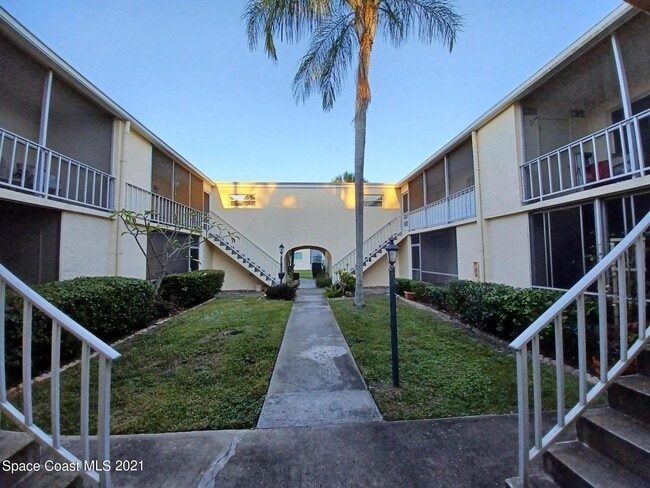 Photo - 3135 Shady Dell Ln Unit 221