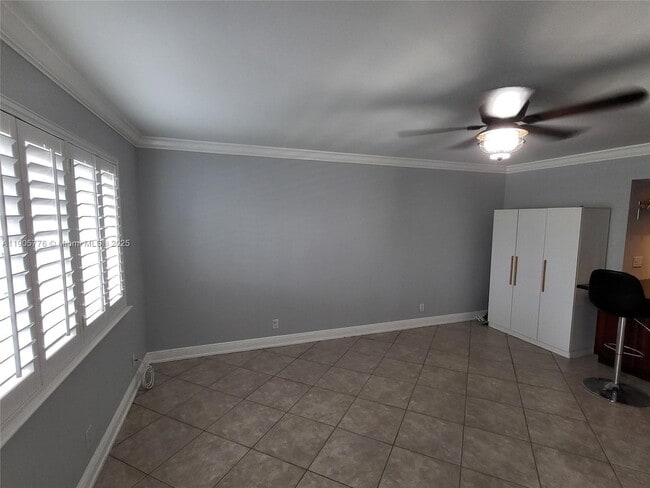 Photo - 801 NE 18th Ct Unidad 108