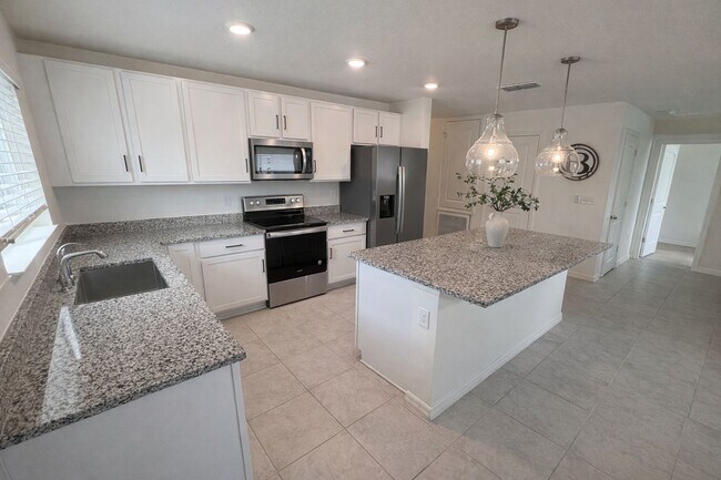 Photo - 433 Summer Grove Ln