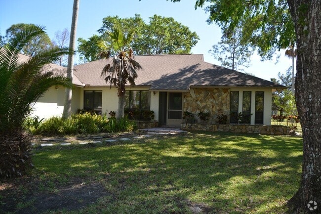Building Photo - 1045 Pine Island Rd Rental