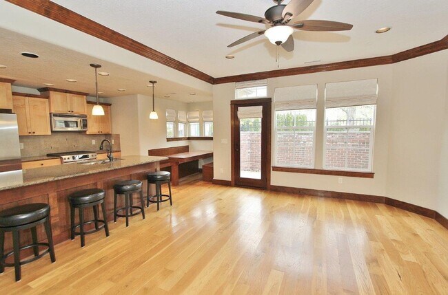 Photo - Patio Home in Downtown Eagle!