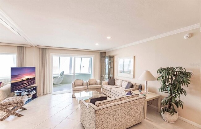 Photo - 1055 W Peppertree Dr Unit 802AA