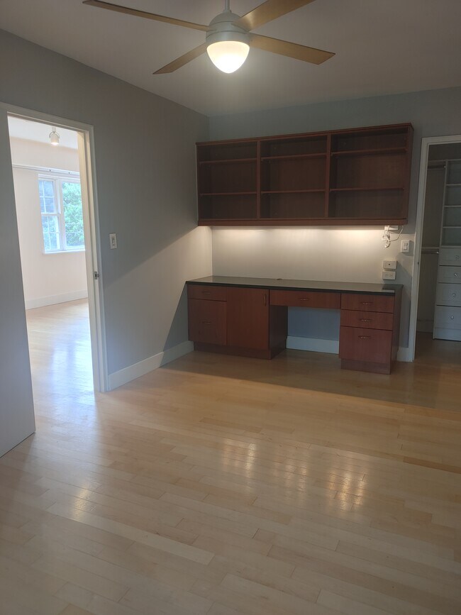 Bedroom - 1301 N Ode St Unit 135