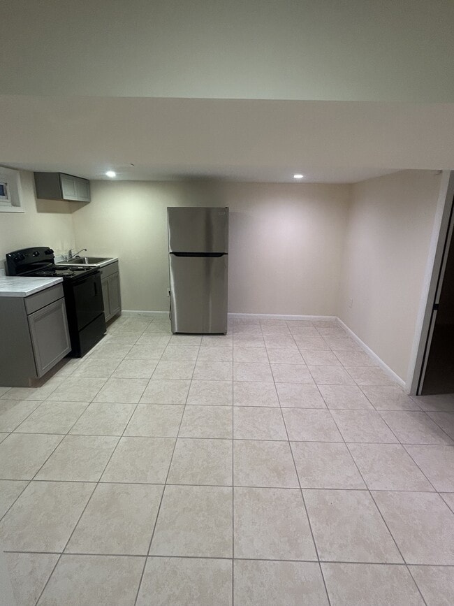 Photo - 632 Maury Ave