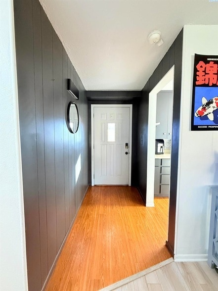 Photo - 1326 W 4th Ave