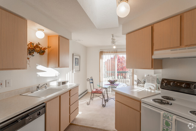 1BR, 1BA - 660 SF - Cedar Springs Estates IV Apartments
