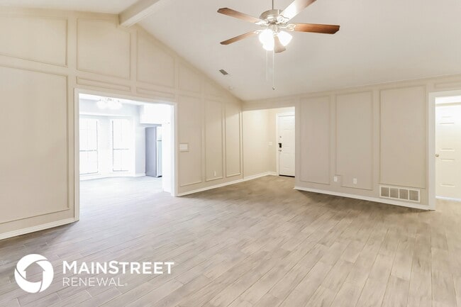 Photo - 2517 Dove Creek Ln