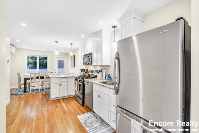 Photo - 9 Bradbury St Unit 3