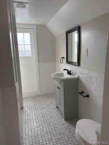 Photo - 26 N Terrace Ave