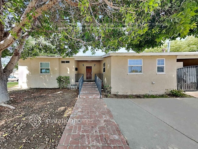 Building Photo - 7000 Comanche Ave Rental