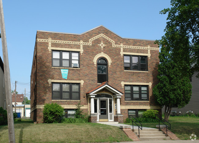 Building Photo - 3312 Blaisdell Apartments