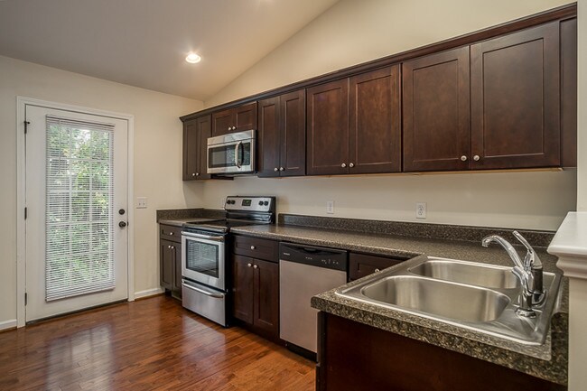 Photo - 403 W Broad St Unit 31