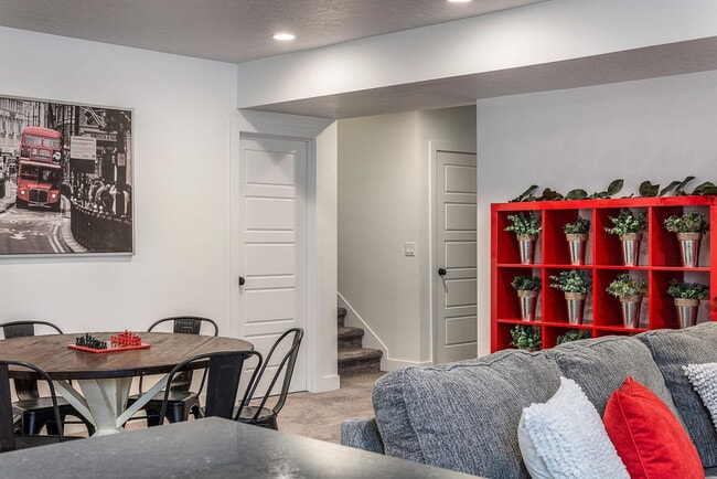 Photo - 2273 N Elderberry Dr Unit ID1387177P