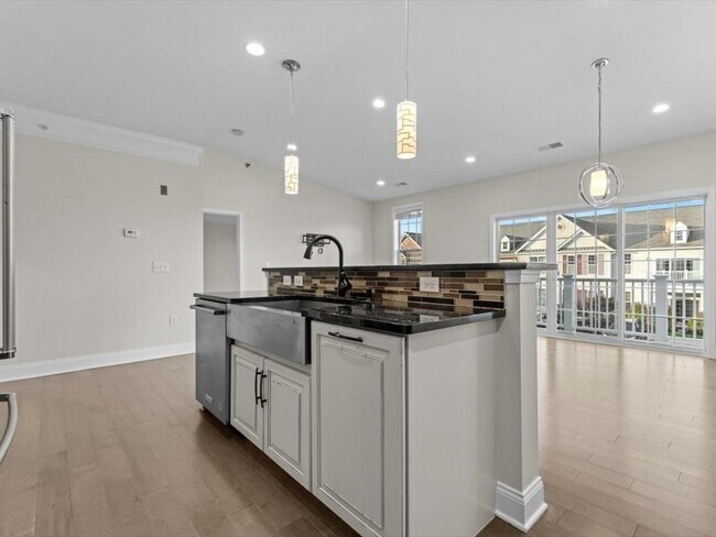 Photo - 115 Corning Fairbanks Way Unit 115