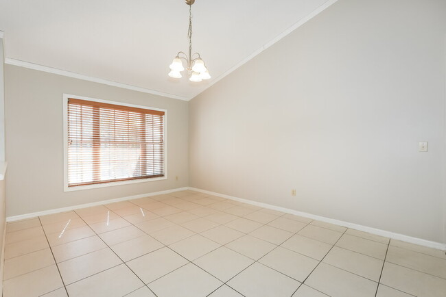 Photo - 2714 Mock Orange Ct