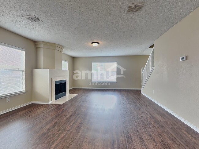 Photo - 3332 Chapel Ridge Way