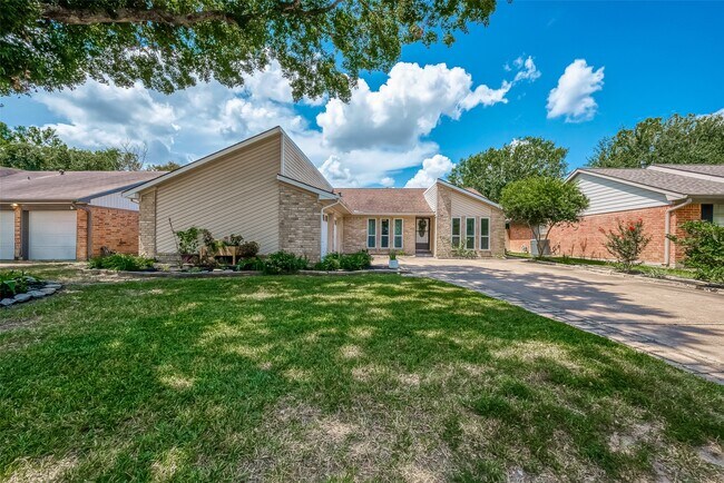 Building Photo - 22215 Cimarron Pkwy Rental