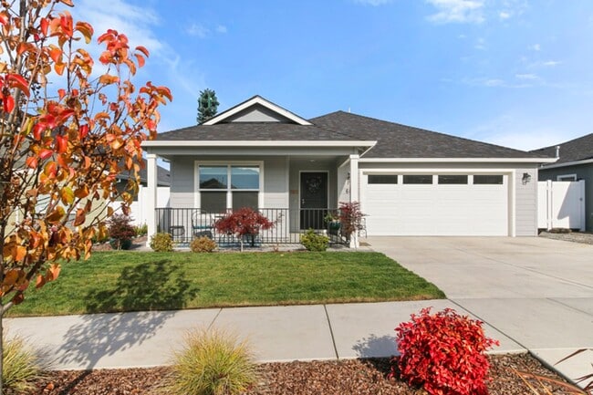 Building Photo - Unfurnished Rental in desirable SW Medford...