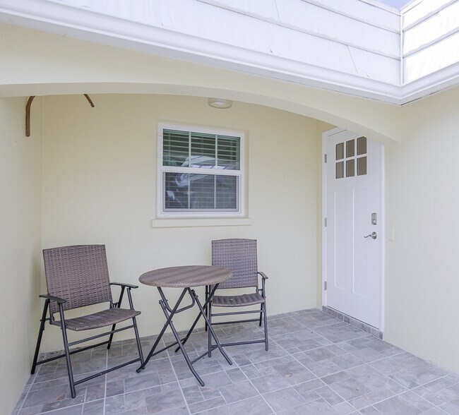 Photo - 5912 Driftwood Ave Unidad 5912 Driftwood