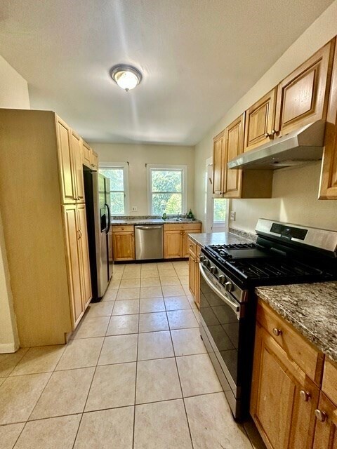 Photo - 206 Sumner St Unit 6