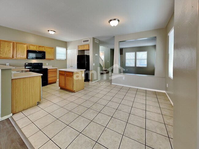 Photo - 3910 W Darrow St