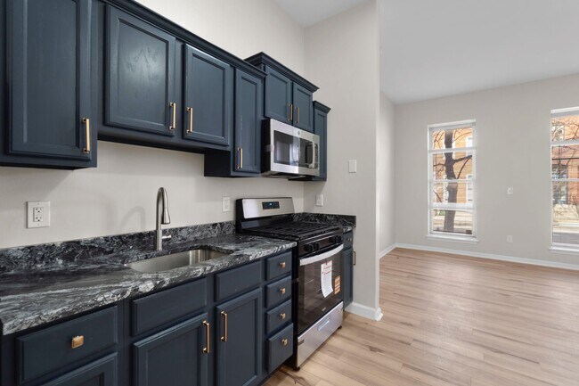 Photo - 2027 E Baltimore St