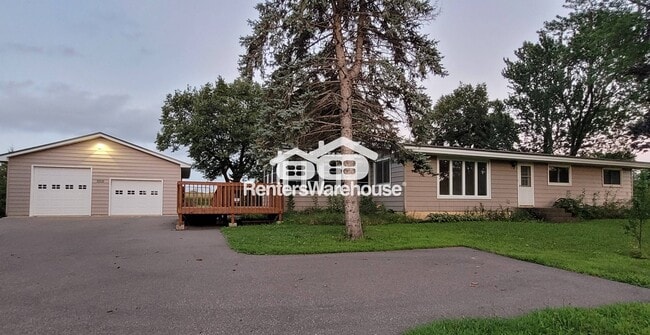 Building Photo - 10364 County Rd 17 SE Rental