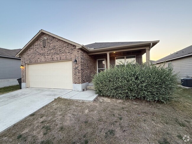 Building Photo - Super Nice Home! Southside of San Antonio/...