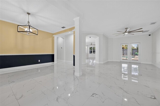 2260 Pickford Cir