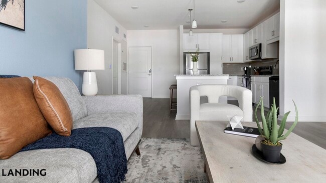 Photo - 12525 Tibbets Ln Unidad 4404