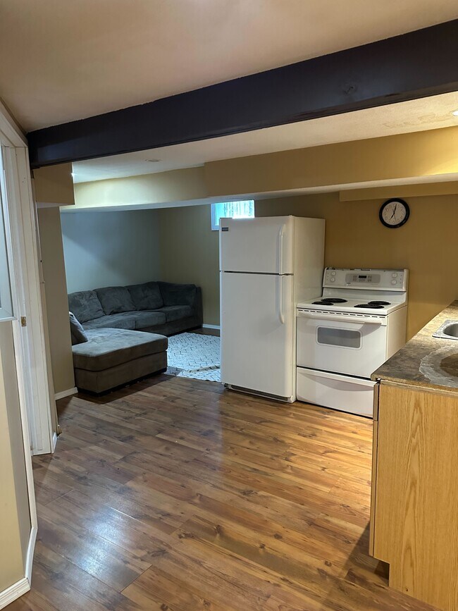 Photo - 11 Krivel Crescent