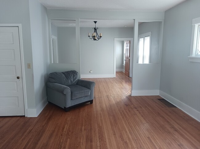 Photo - 1144 W Center St