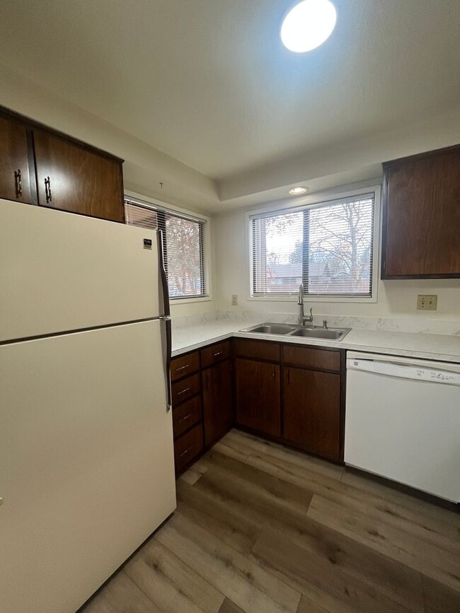 Photo - 2-Bedroom 1-Bathroom Tri-Plex in Thurston!