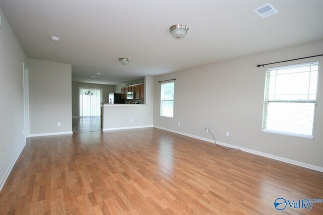 Photo - 225 Bermuda Lakes Dr